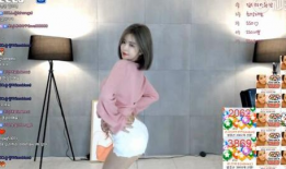 伊素婉性感跳舞视频,性感魅力瞬间点燃网络